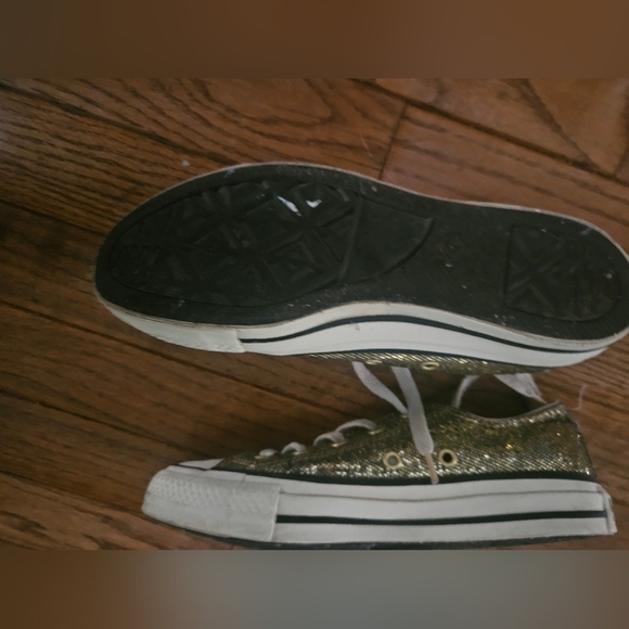 Converse Gold Glitter Chuck Taylor All Star Low Top (WO'S 5) - Picture 9 of 10